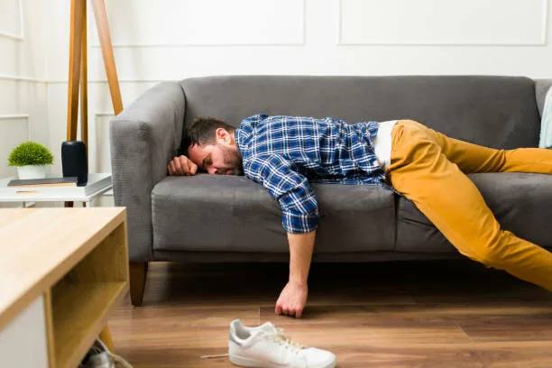 Я устал так, что даже сериал смотреть — это работа. image preview